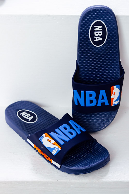 Шльопанці "NBA"